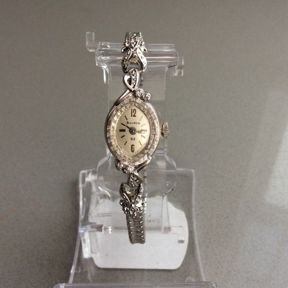 Bulova Ladies Watch - Picture 13 of 15